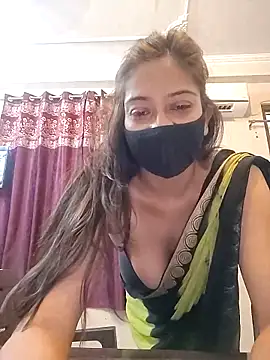 Snapshot of Aliyaa_bhat chatting on 05/09/26, 08:08 Aliyaa bhat online show from 05/09/26, 08:08