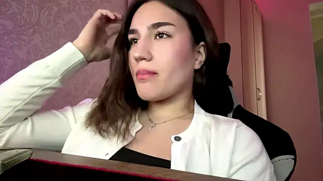 Mary Nitherson online show from 04/11/26, 10:30