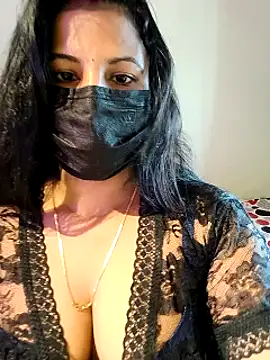 Snapshot of Hot_Alicee chatting on 05/20/26, 04:51 Hot Alicee online show from 05/20/26, 04:51