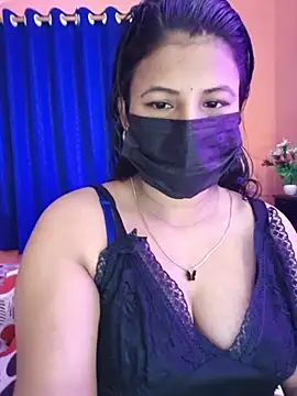 Snapshot of Hot_Alicee chatting on 07/05/26, 03:56 Hot Alicee online show from 07/05/26, 03:56