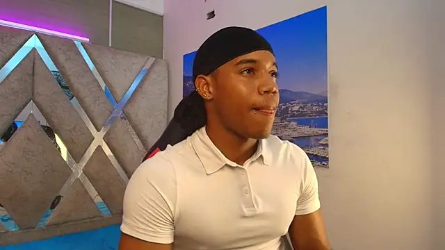 axel silva4 online show from 04/19/26, 07:38