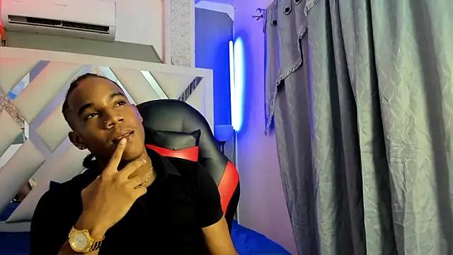 axel silva4 online show from 05/05/26, 07:33