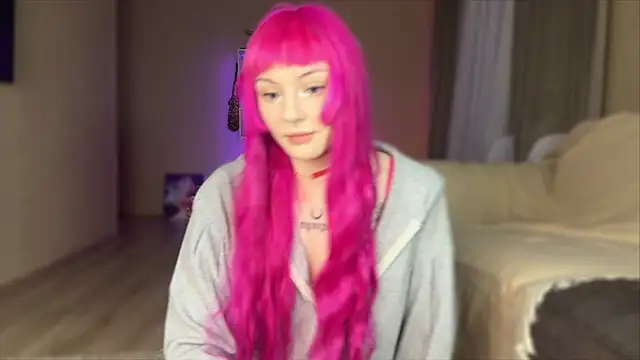 JuliaFlowerBliss online show from 04/18/26, 01:09