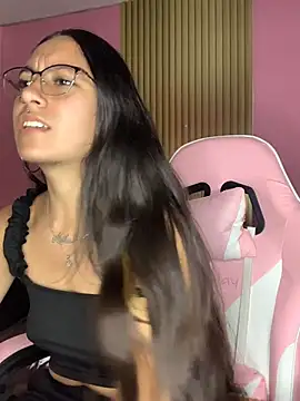 DulceLatinaxo online show from 06/25/26, 08:02