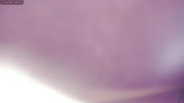 Snapshot of cherlyn_1 chatting on 05/20/26, 01:17 cherlyn 1 online show from 05/20/26, 01:17