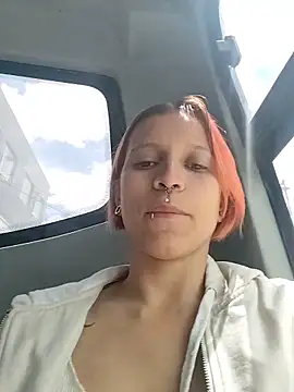 Mia 0-4 online show from 05/20/26, 04:35