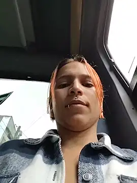 Mia 0-4 online show from 05/24/26, 04:34