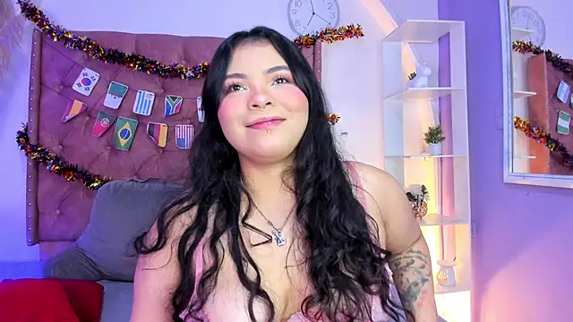 Snapshot of ROSELEI_ chatting on 06/19/26, 05:01 ROSELEI online show from 06/19/26, 05:01
