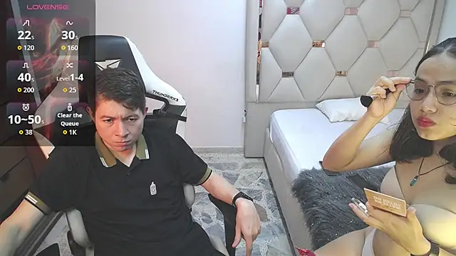 Zoe and jackk  online show from 05/03/26, 08:15