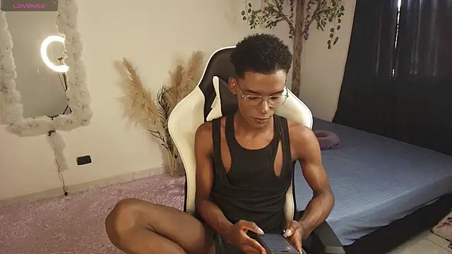 Snapshot of IamAndrey chatting on 04/13/26, 03:28 IamAndrey online show from 04/13/26, 03:28