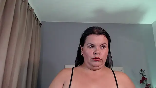 Snapshot of Celestte_w chatting on 07/14/26, 02:05 Celestte w online show from 07/14/26, 02:05