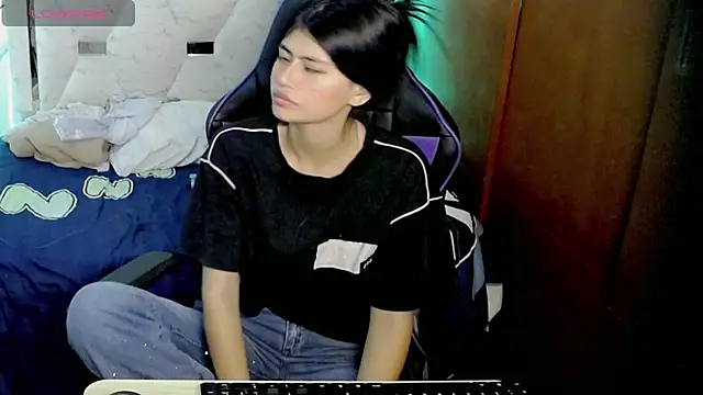 Snapshot of Nani_155 chatting on 06/18/26, 05:30 Nani 155 online show from 06/18/26, 05:30