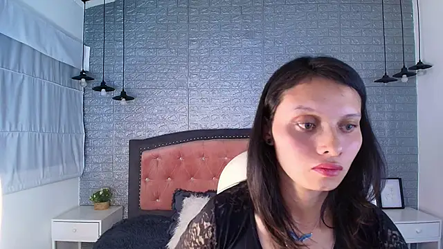 Snapshot of ahmy_ chatting on 04/07/26, 03:18 ahmy online show from 04/07/26, 03:18