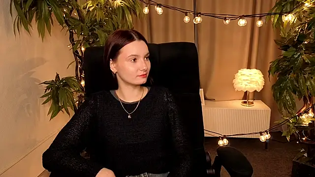 MarieFuller online show from 04/09/26, 07:47