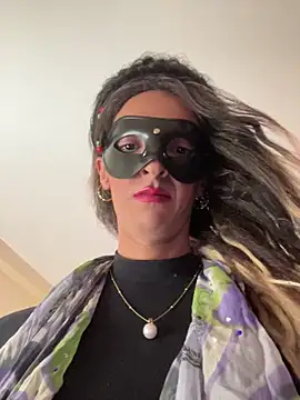 Snapshot of Blacktourmalinee chatting on 05/10/26, 01:16 Blacktourmalinee online show from 05/10/26, 01:16