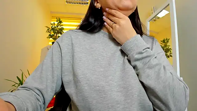 Tianniaa online show from 04/17/26, 07:44