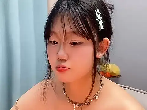 Snapshot of Lilababy00 chatting on 04/09/26, 02:11 Lilababy00 online show from 04/09/26, 02:11