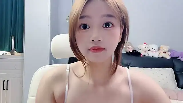 Lilababy00 online show from 06/05/26, 04:08