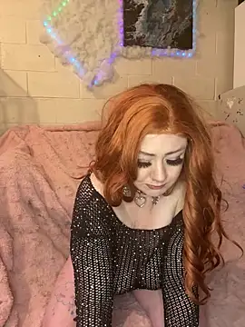 Snapshot of KarmaValentina chatting on 05/04/26, 01:23 KarmaValentina online show from 05/04/26, 01:23