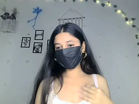 Snapshot of HOT_SNEHA4 chatting on 05/05/26, 05:37 HOT SNEHA4 online show from 05/05/26, 05:37