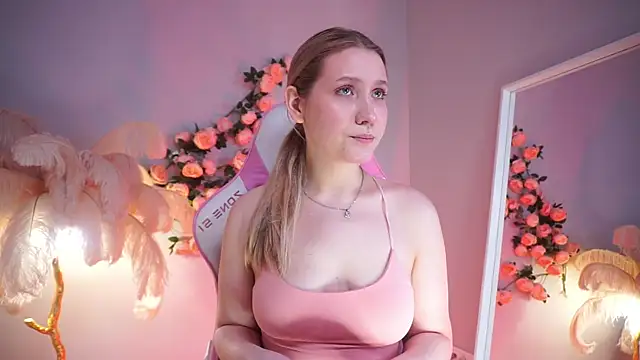 Emilicious online show from 05/18/26, 01:39