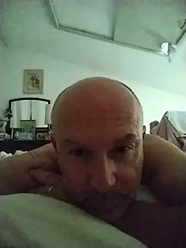 Snapshot of Rubicon_man chatting on 06/29/26, 02:06 Rubicon man online show from 06/29/26, 02:06