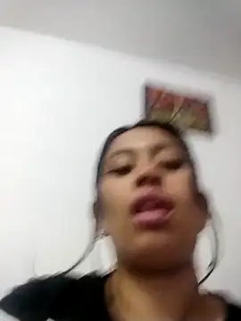 Snapshot of brithany_blaze chatting on 04/08/26, 03:01 brithany blaze online show from 04/08/26, 03:01