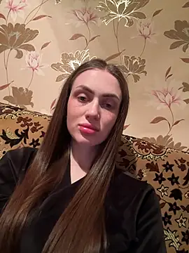 AlinaLove3213 online show from 04/20/26, 06:20