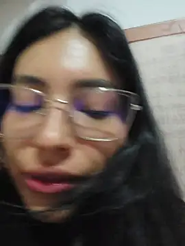 Snapshot of VioletRousee chatting on 07/13/26, 04:37 VioletRousee online show from 07/13/26, 04:37