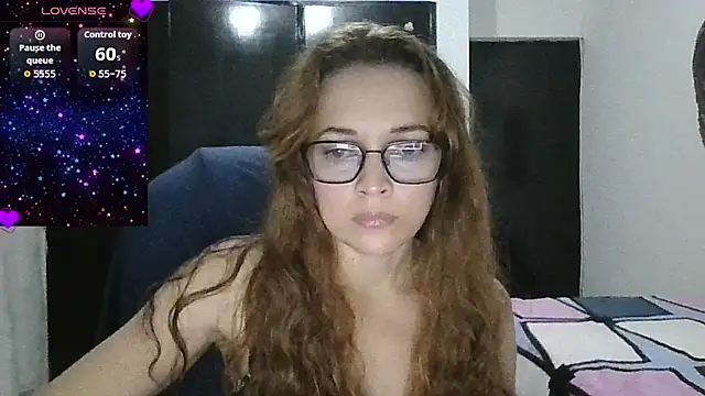 Snapshot of Lannah__ chatting on 05/13/26, 02:31 Lannah online show from 05/13/26, 02:31