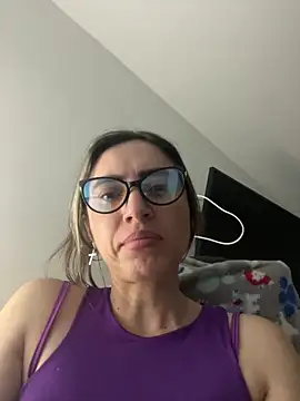 BellaTxM  online show from 04/22/26, 02:47