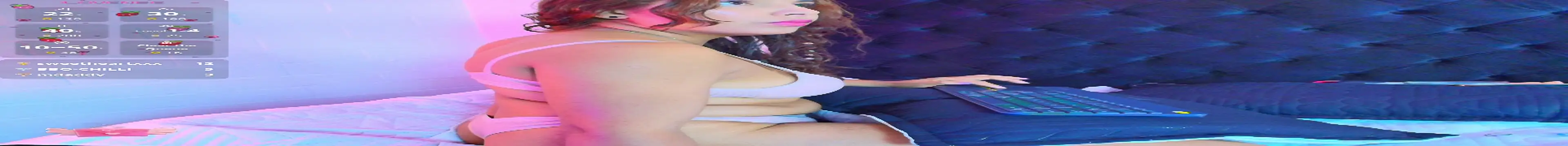 Snapshot of Alina_Marks chatting on 04/08/26, 04:29 Alina Marks online show from 04/08/26, 04:29