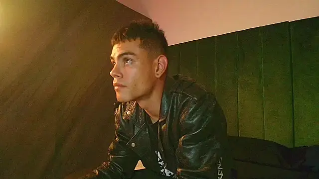 RomeoBoselli   online show from 06/25/26, 01:38