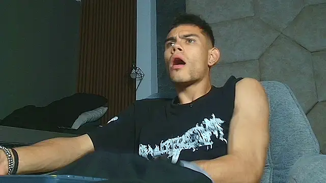 RomeoBoselli   online show from 07/12/26, 02:24