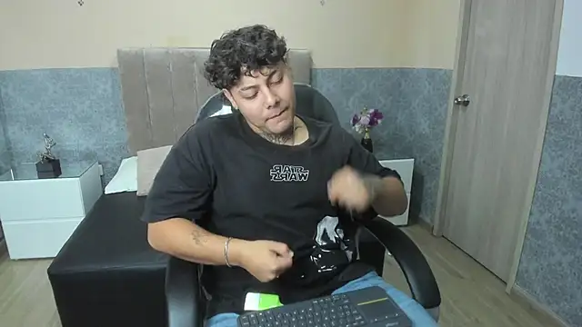 DAMON SALVATTORE online show from 04/10/26, 03:34