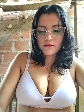 Snapshot of sienna_elara chatting on 07/02/26, 11:49 sienna elara online show from 07/02/26, 11:49