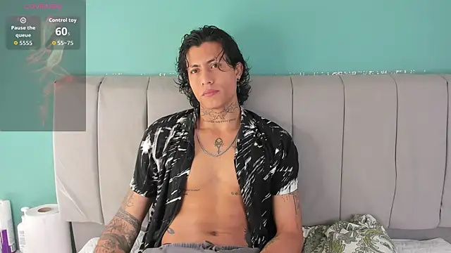Snapshot of Damian_Romanoff chatting on 04/14/26, 12:55 Damian Romanoff online show from 04/14/26, 12:55