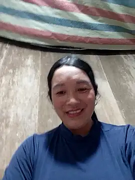 Snapshot of vanlucky2 chatting on 05/28/26, 10:56 vanlucky2 online show from 05/28/26, 10:56