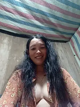 Snapshot of vanlucky2 chatting on 07/19/26, 03:54 vanlucky2 online show from 07/19/26, 03:54