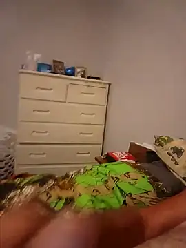 Harleyman0528 online show from 04/16/26, 04:13