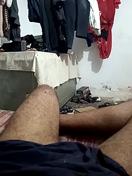 Snapshot of rajeshvermaking320 chatting on 04/10/26, 06:51 rajeshvermaking320 online show from 04/10/26, 06:51