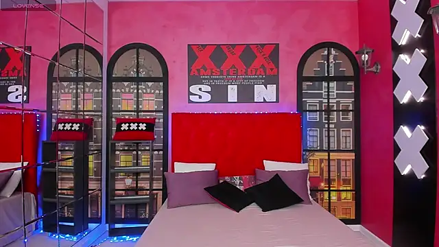 Snapshot of Fire__Dancer chatting on 06/09/26, 01:17 Fire Dancer online show from 06/09/26, 01:17