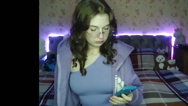 HoneyTangerine online show from 04/26/26, 07:55