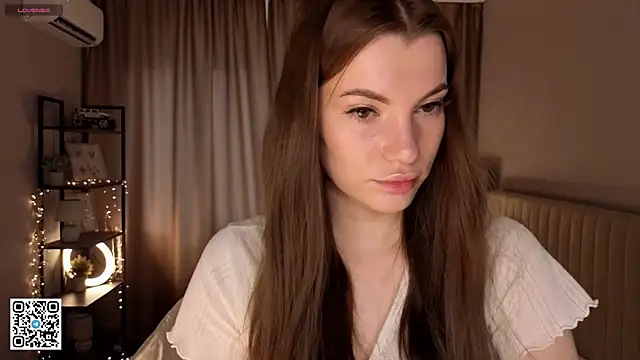 JerleneBelfy online show from 04/24/26, 04:04