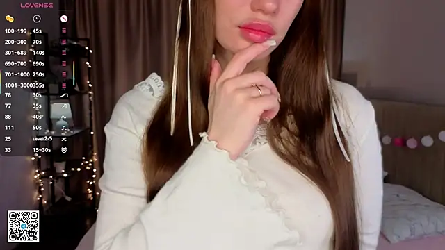 Snapshot of JerleneBelfy chatting on 06/23/26, 03:37 JerleneBelfy online show from 06/23/26, 03:37