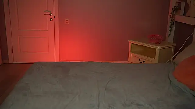 Snapshot of LilElfies chatting on 04/09/26, 09:53 LilElfies online show from 04/09/26, 09:53