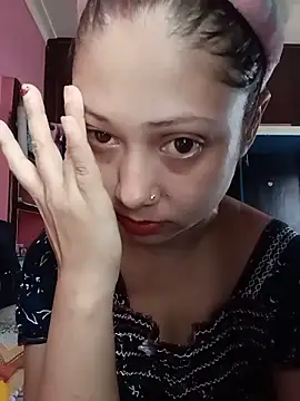 Snapshot of Hot_Soniya_08 chatting on 06/04/26, 05:57 Hot Soniya 08 online show from 06/04/26, 05:57