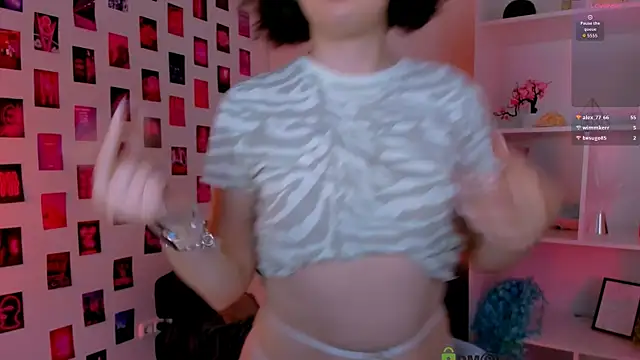 mia mooon  online show from 06/23/26, 11:52