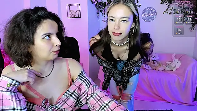 mia mooon  online show from 07/06/26, 03:03