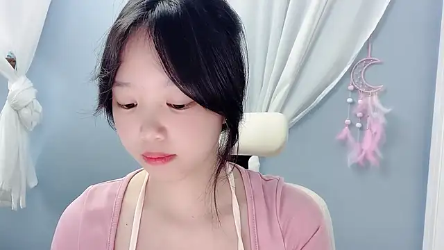Snapshot of Xiaoqing00 chatting on 06/21/26, 03:42 Xiaoqing00 online show from 06/21/26, 03:42